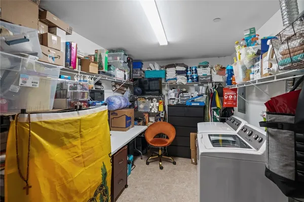 $2,300 | 1 Tupperware Drive, Unit 112, North Smithfield, RI 02896