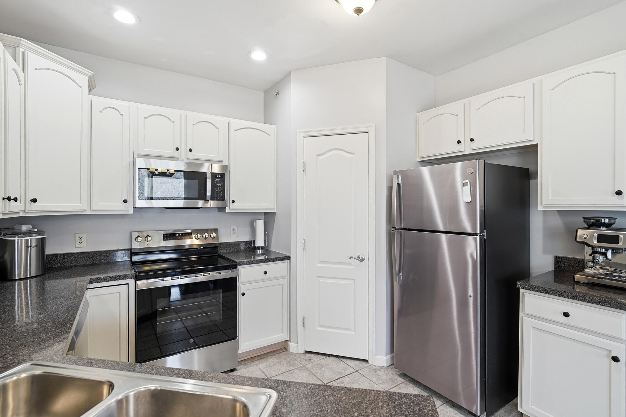 562 Rivers Breeze Drive Covington, KY 41016 - Photo 12 of 36