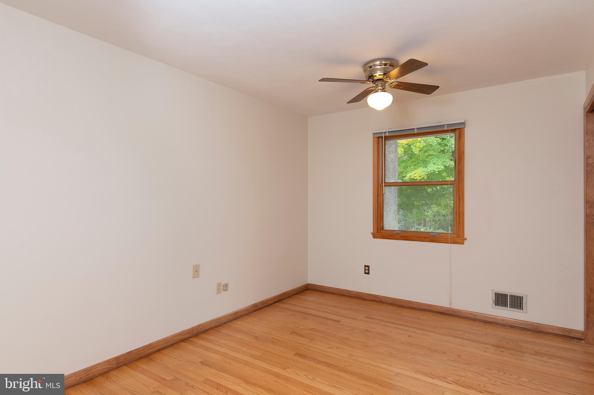 5112 Hurst Road Ellicott City, MD 21043 - Photo 17 of 35 Bedroom 2