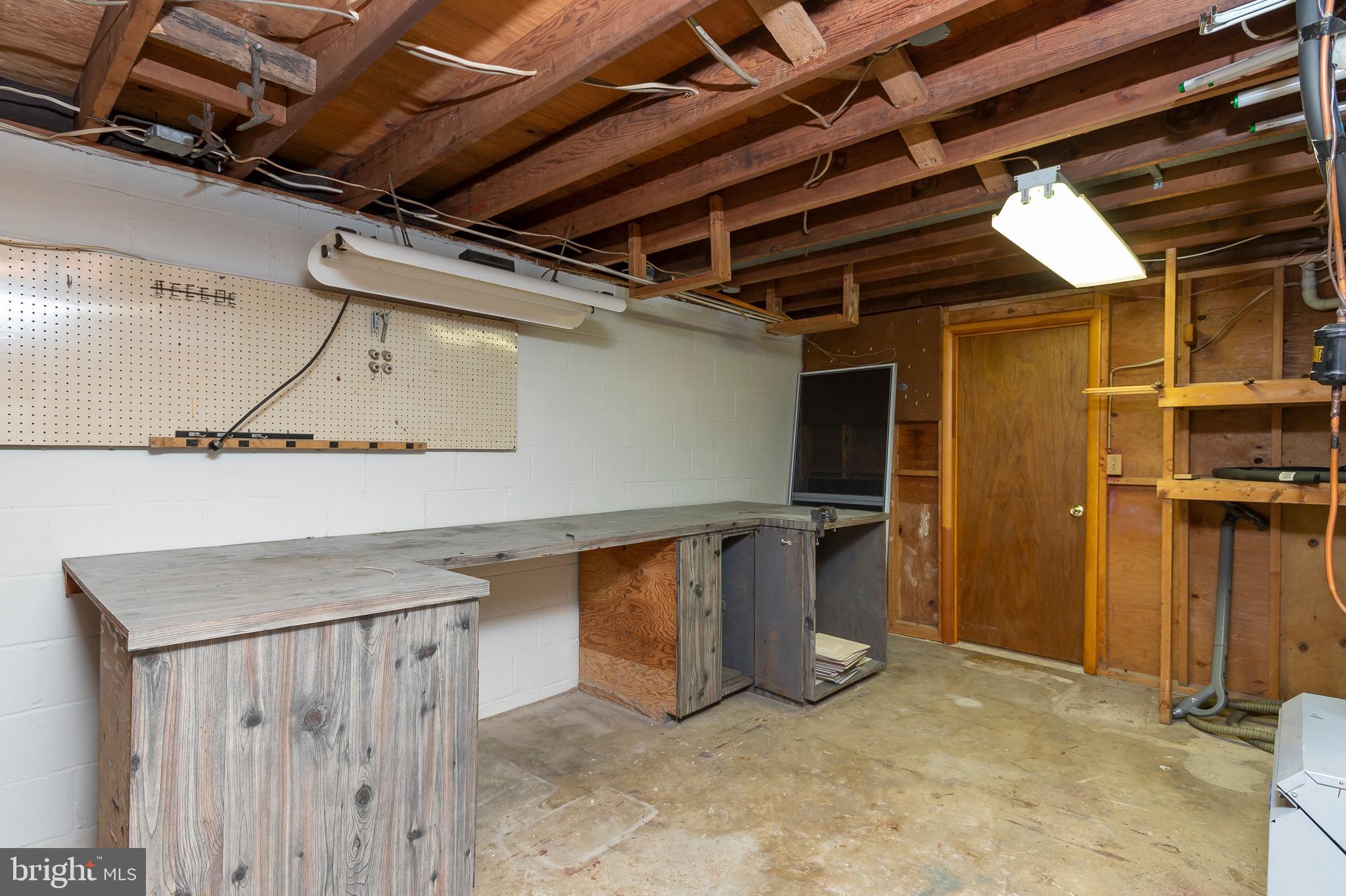 5112 Hurst Road Ellicott City, MD 21043 - Photo 29 of 35 Workshop