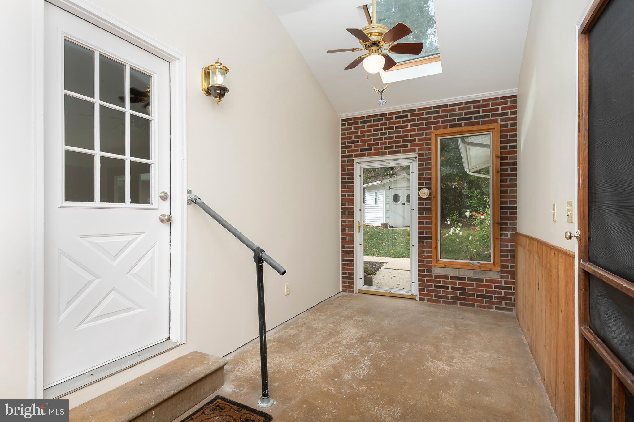 5112 Hurst Road Ellicott City, MD 21043 - Photo 30 of 35 Breezeway