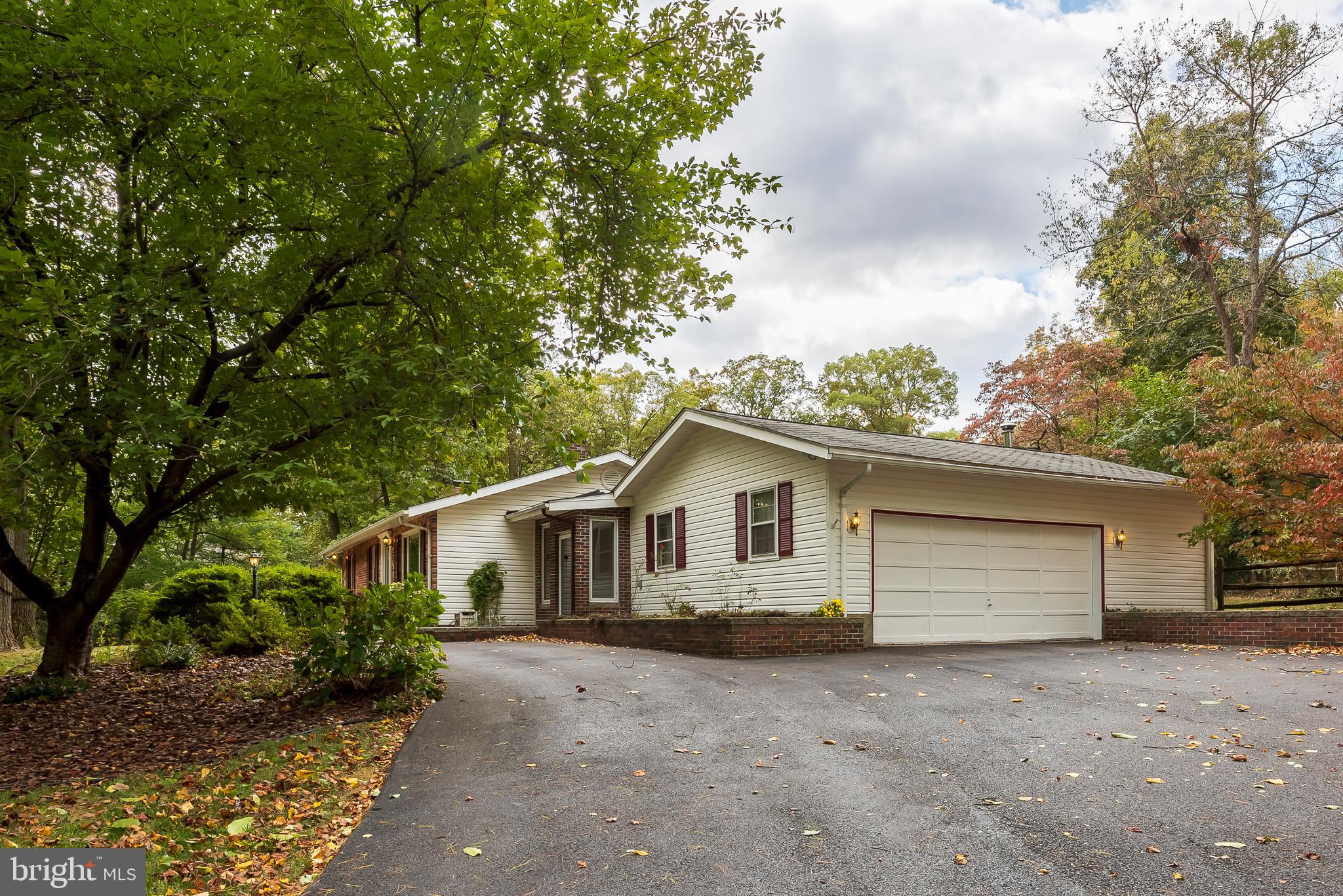 5112 Hurst Road Ellicott City, MD 21043 - Photo 33 of 35 Exterior Side/Driveway
