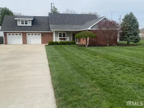 $335,000 | 601 Railroad Street, Covington, IN 47932
