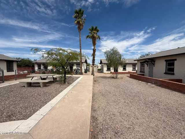 $370,000 | 208 West Kelso Street, Tucson, AZ 85705