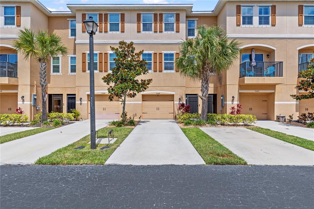 5524 Yellowfin Court New Port Richey, FL 34652 - Photo 2 of 46