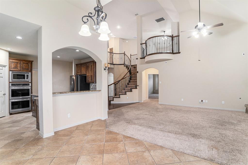 6132 Falls Lake Road Fort Worth, TX 76179 - Photo 9 of 37