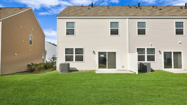 $342,725 | 144 Yarrow Way, Moncks Corner, SC 29461