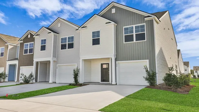 $339,900 | 144 Yarrow Way, Moncks Corner, SC 29461