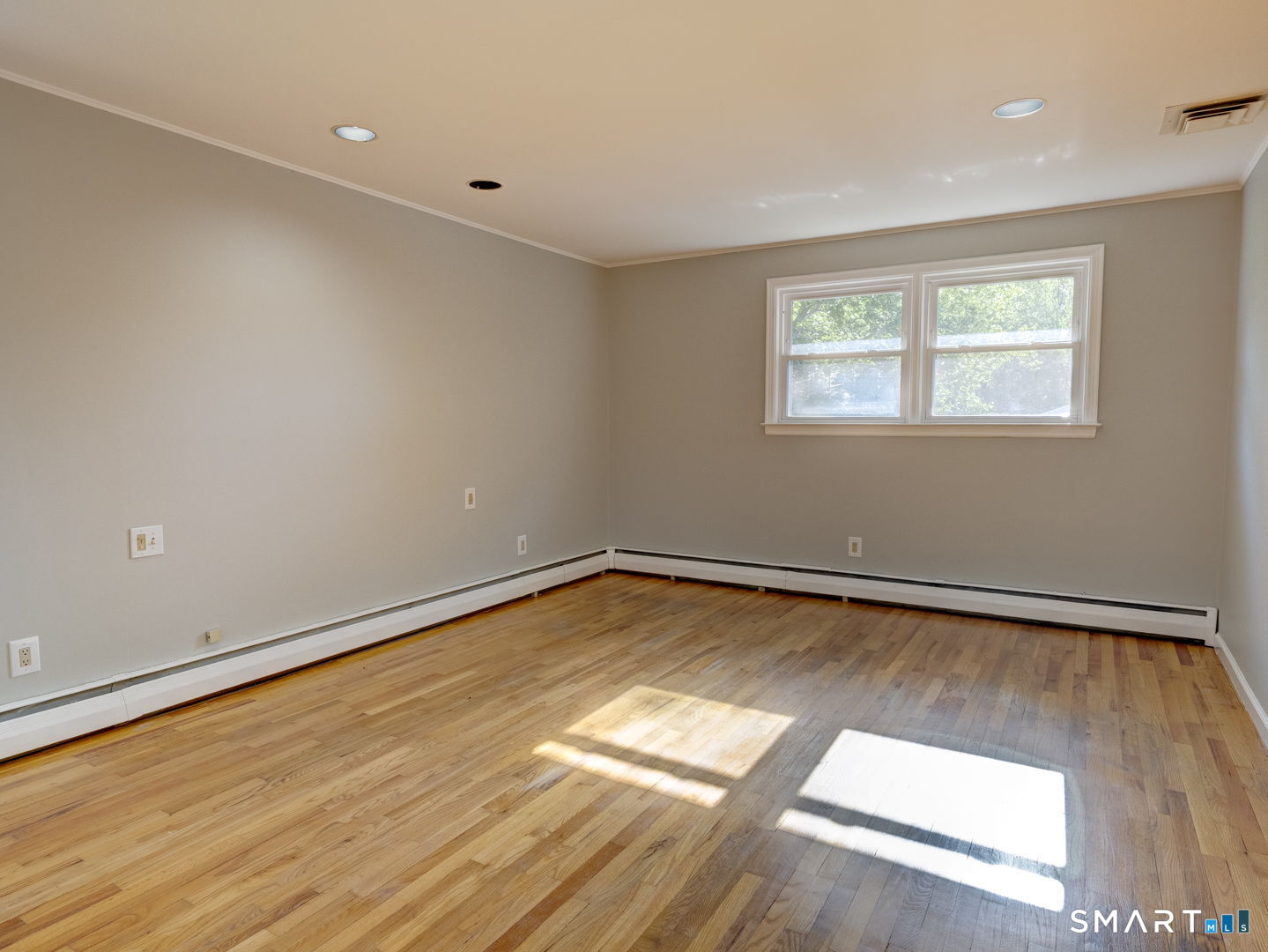 38 Portage Road West Hartford, CT 06117 - Photo 14 of 37
