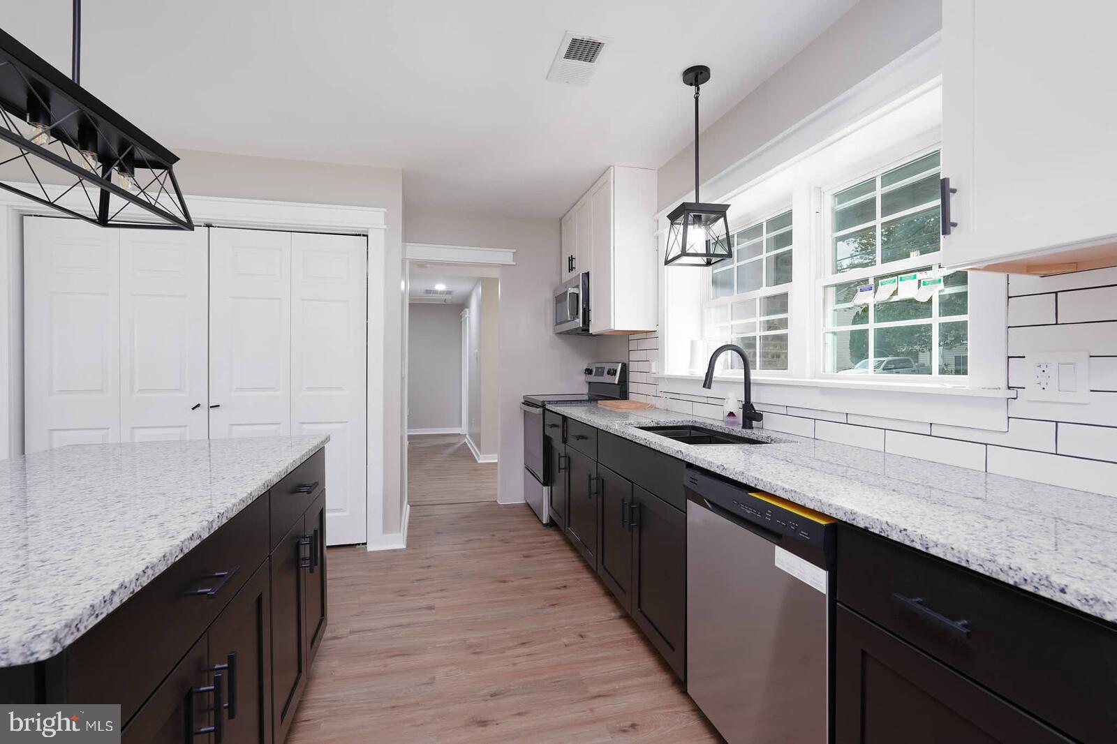 7707 Leigh Road Glen Burnie, MD 21060 - Photo 13 of 26 Kitchen