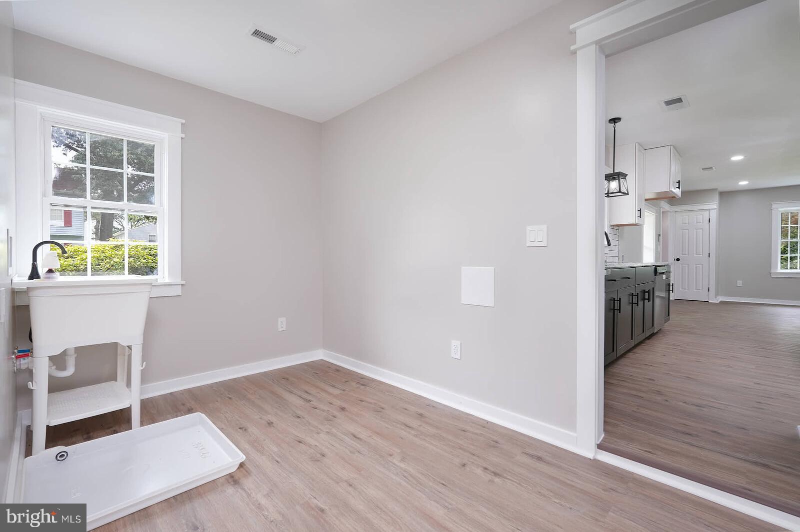 7707 Leigh Road Glen Burnie, MD 21060 - Photo 15 of 26 Laundry