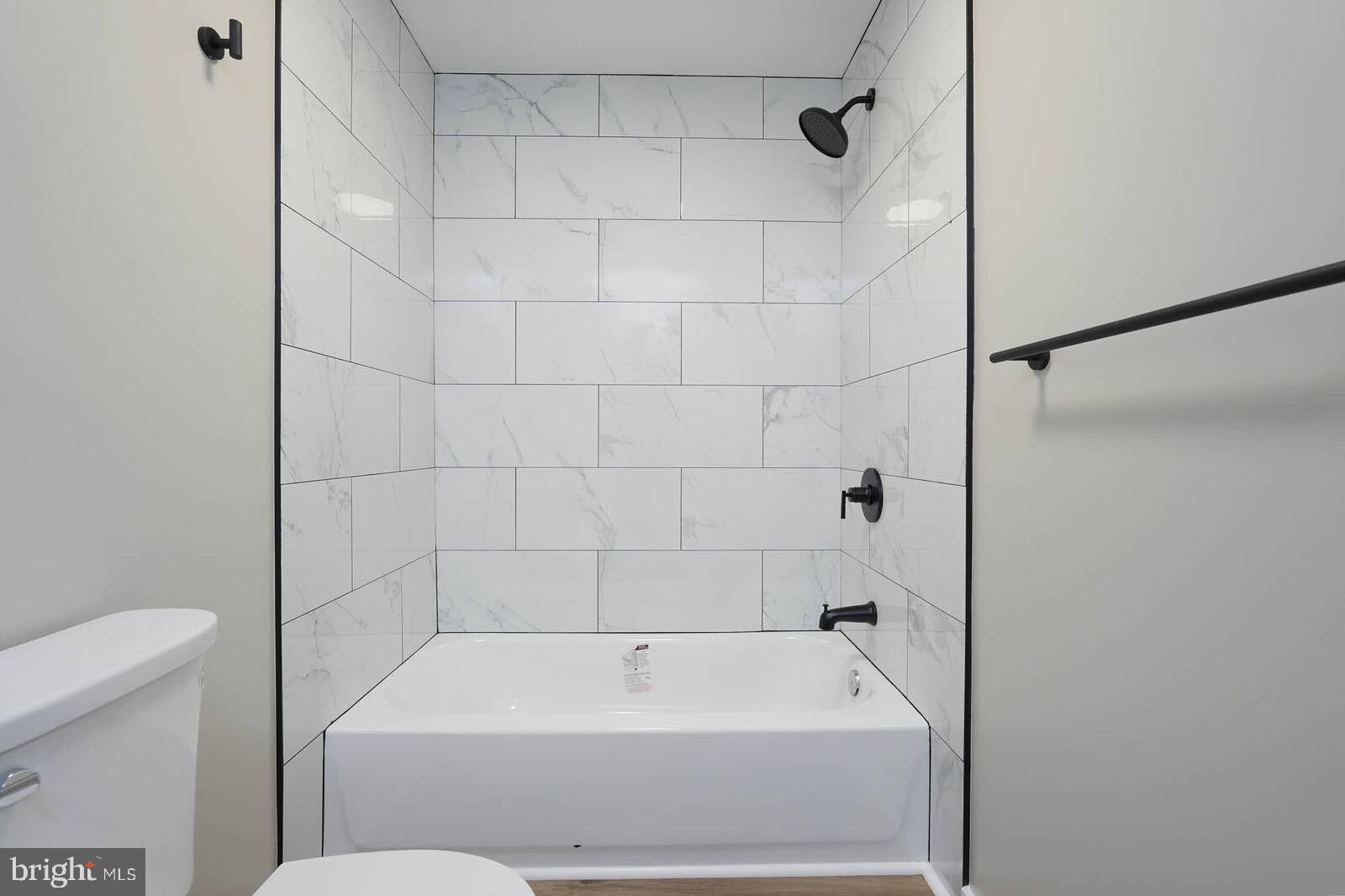 7707 Leigh Road Glen Burnie, MD 21060 - Photo 21 of 26 Bath