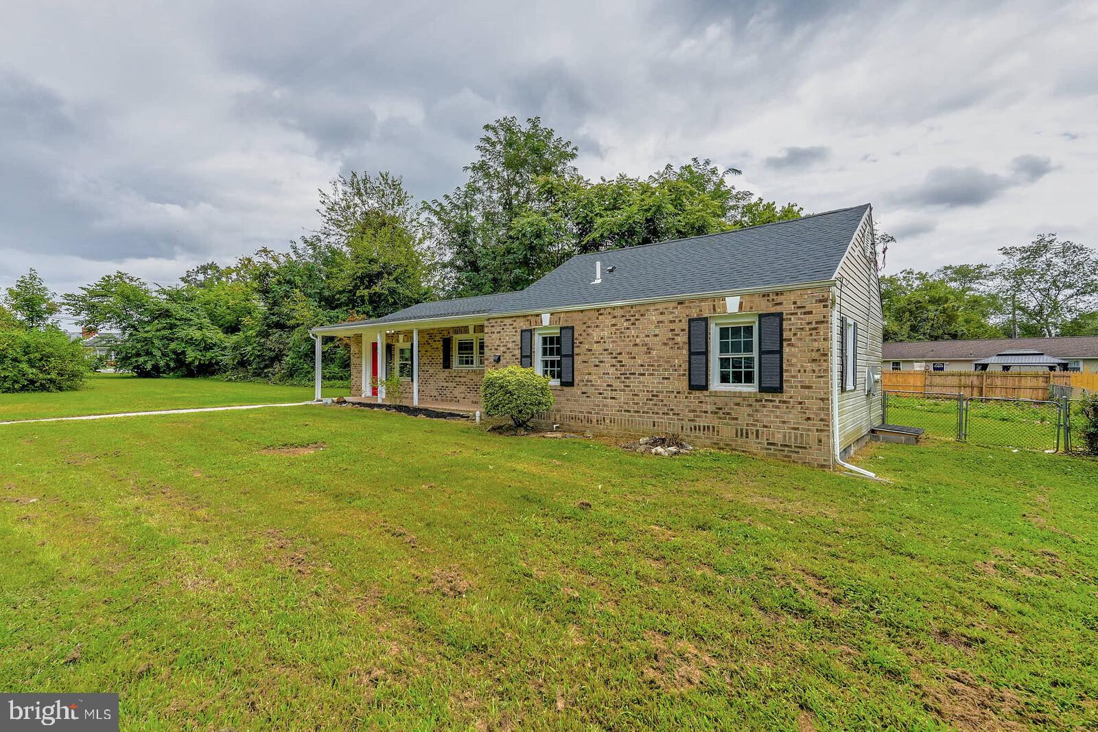 7707 Leigh Road Glen Burnie, MD 21060 - Photo 4 of 26 Right Side