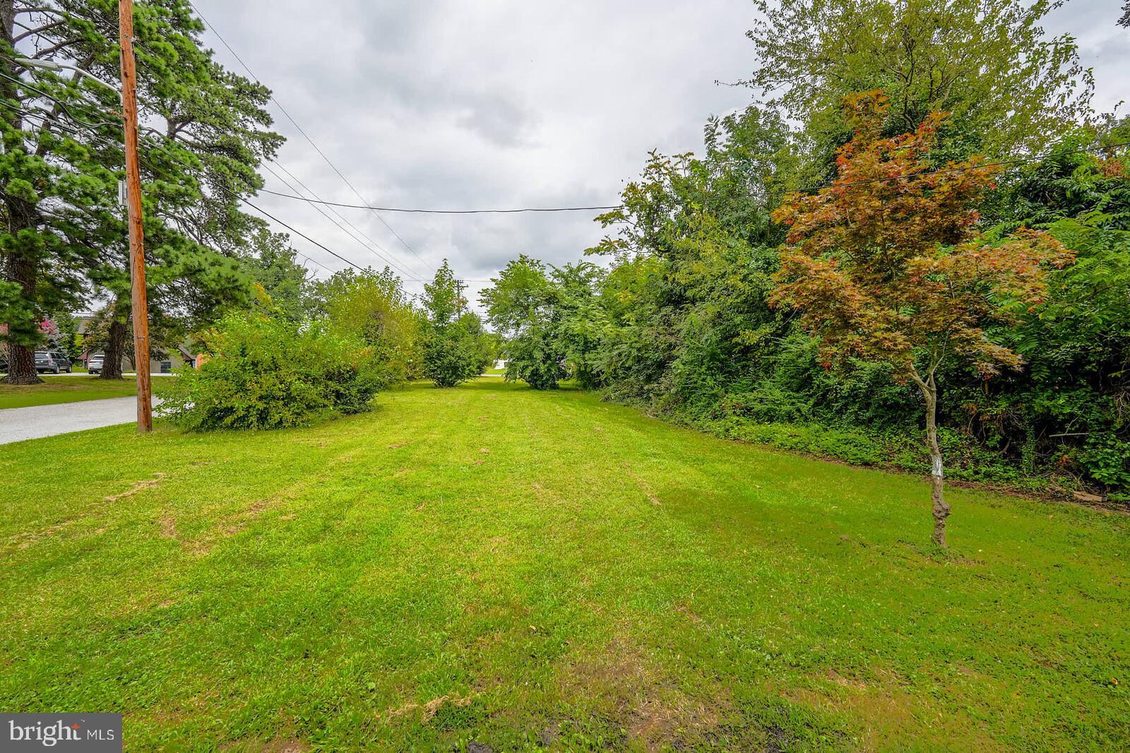 7707 Leigh Road Glen Burnie, MD 21060 - Photo 6 of 26 Left side of extensive corner lot