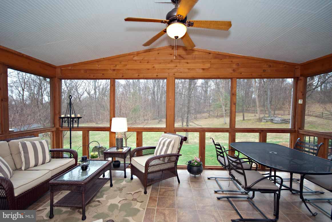 23262 Dover Road Middleburg, VA 20117 - Photo 12 of 30 Screened porch