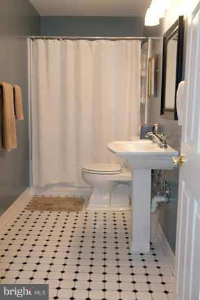 23262 Dover Road Middleburg, VA 20117 - Photo 24 of 30 Lower level full bath