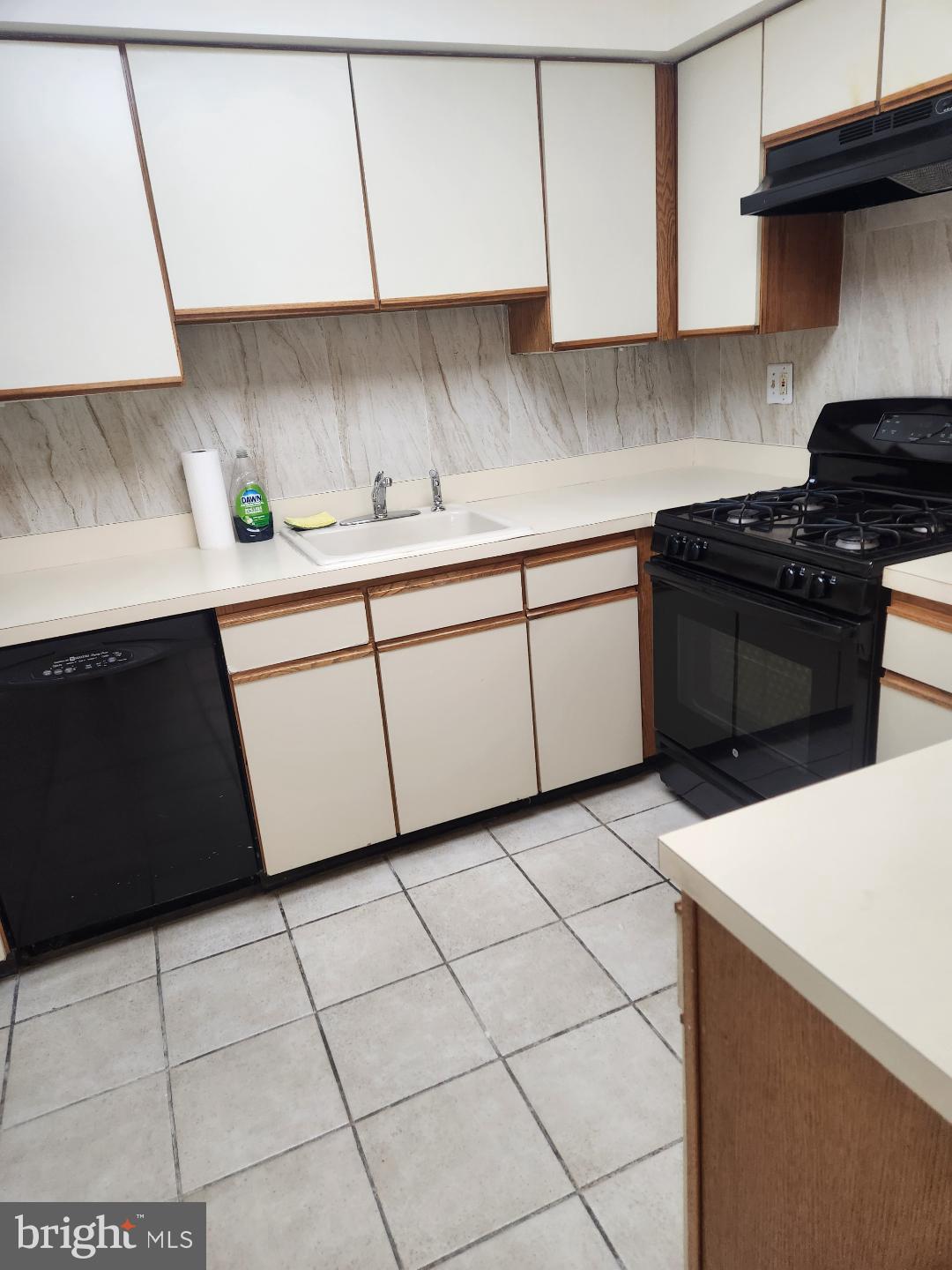 10224 Dedaker Street Philadelphia, PA 19116 - Photo 13 of 21