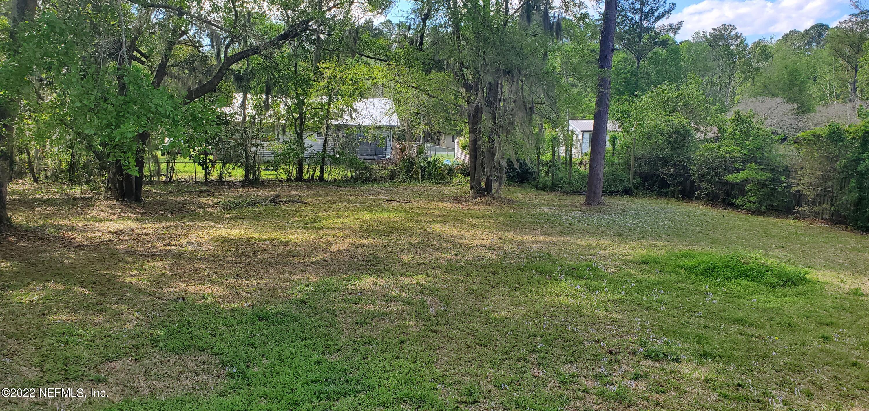 13464 Yellow Bluff Road Jacksonville, FL 32226 - Photo 9 of 20 a view of a trees in a yard