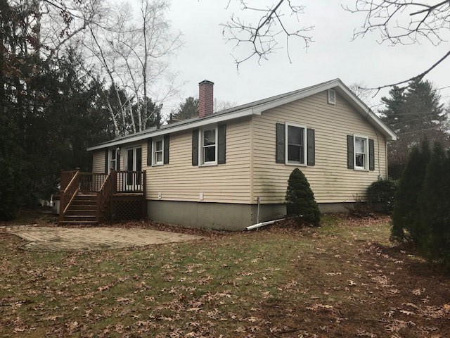 17 Norwich Road Nashua, NH 03062 - Photo 2 of 14