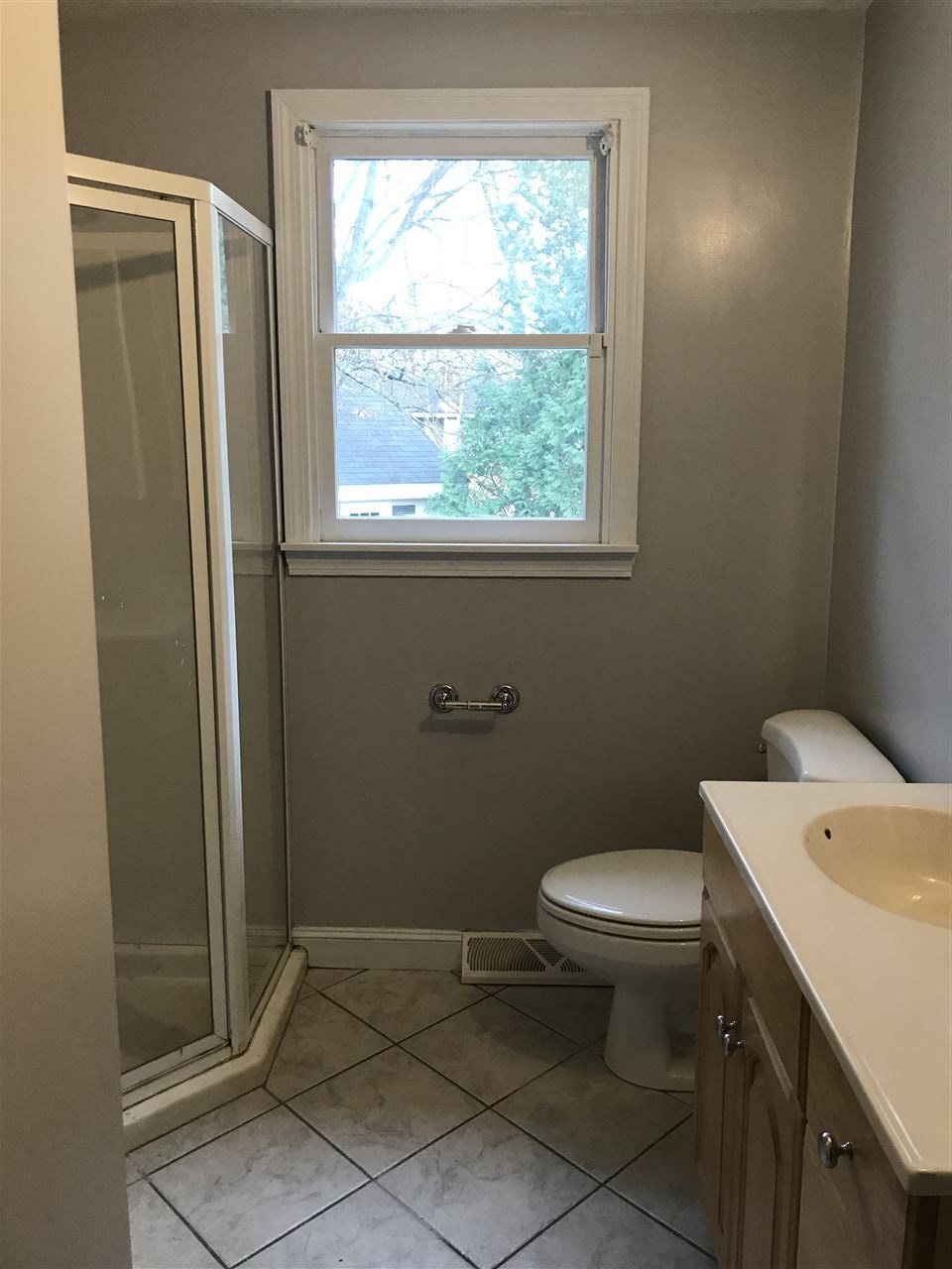 17 Norwich Road Nashua, NH 03062 - Photo 14 of 14