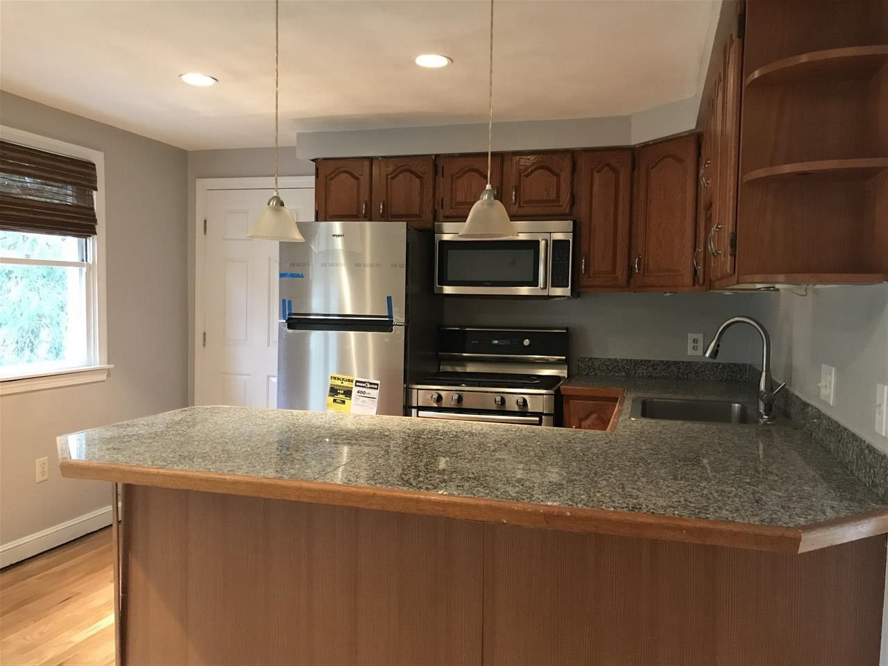 17 Norwich Road Nashua, NH 03062 - Photo 4 of 14
