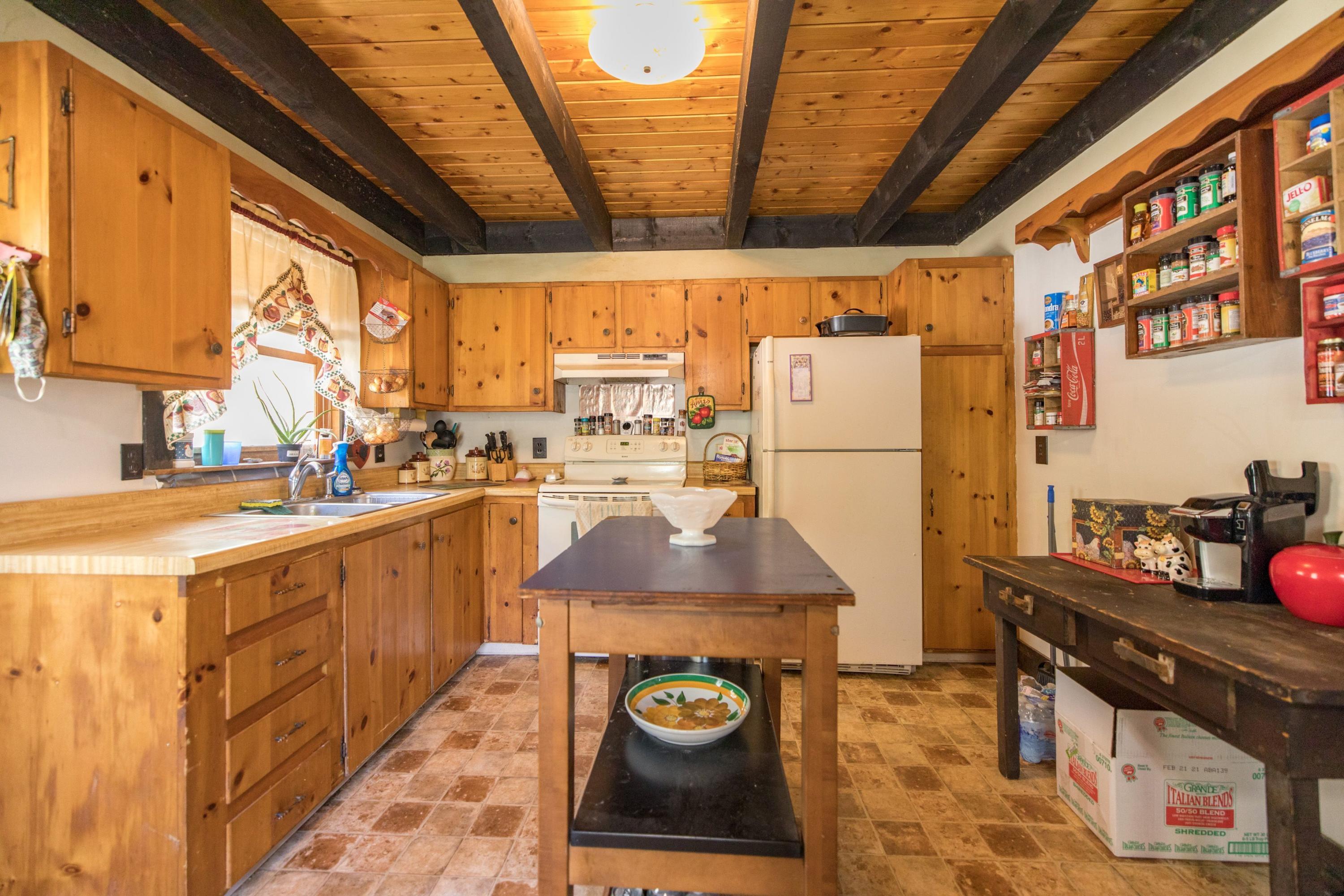 277 Townhouse Road East Waterboro, ME 04030 - Photo 7 of 28 7