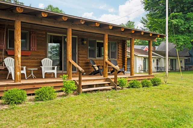 $649,900 | 10844 Torch Light Lane, Central Lake, MI 49622