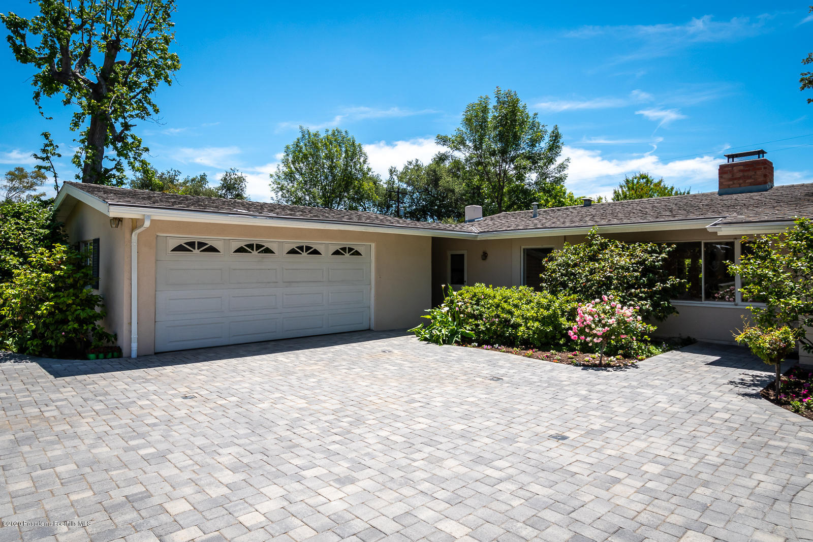 820 Chehalem Road La Canada Flintridge, CA 91011 - Photo 4 of 59 GYP_820 Chehalem Rd_076_MLS