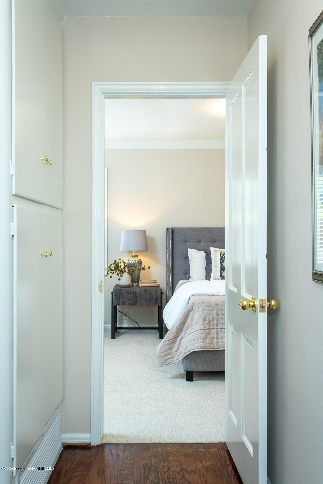 820 Chehalem Road La Canada Flintridge, CA 91011 - Photo 39 of 59 a bedroom with a bed and a night stand