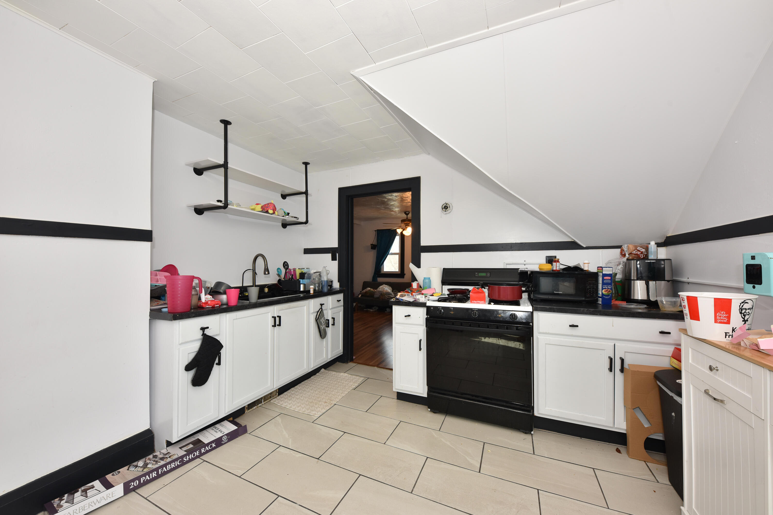 334 North 60th Street Milwaukee, WI 53213 - Photo 15 of 32 Upper Kitchen