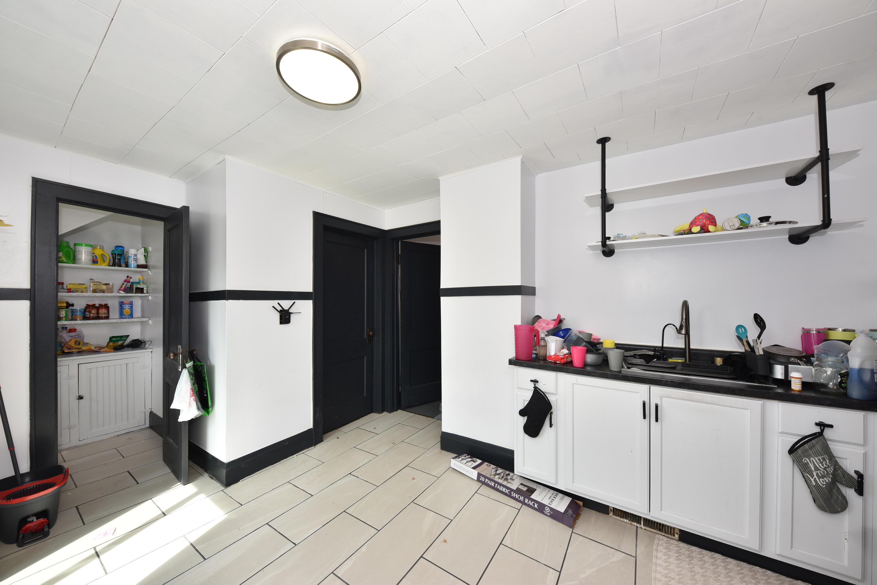 334 North 60th Street Milwaukee, WI 53213 - Photo 17 of 32 Eat in Kitchen