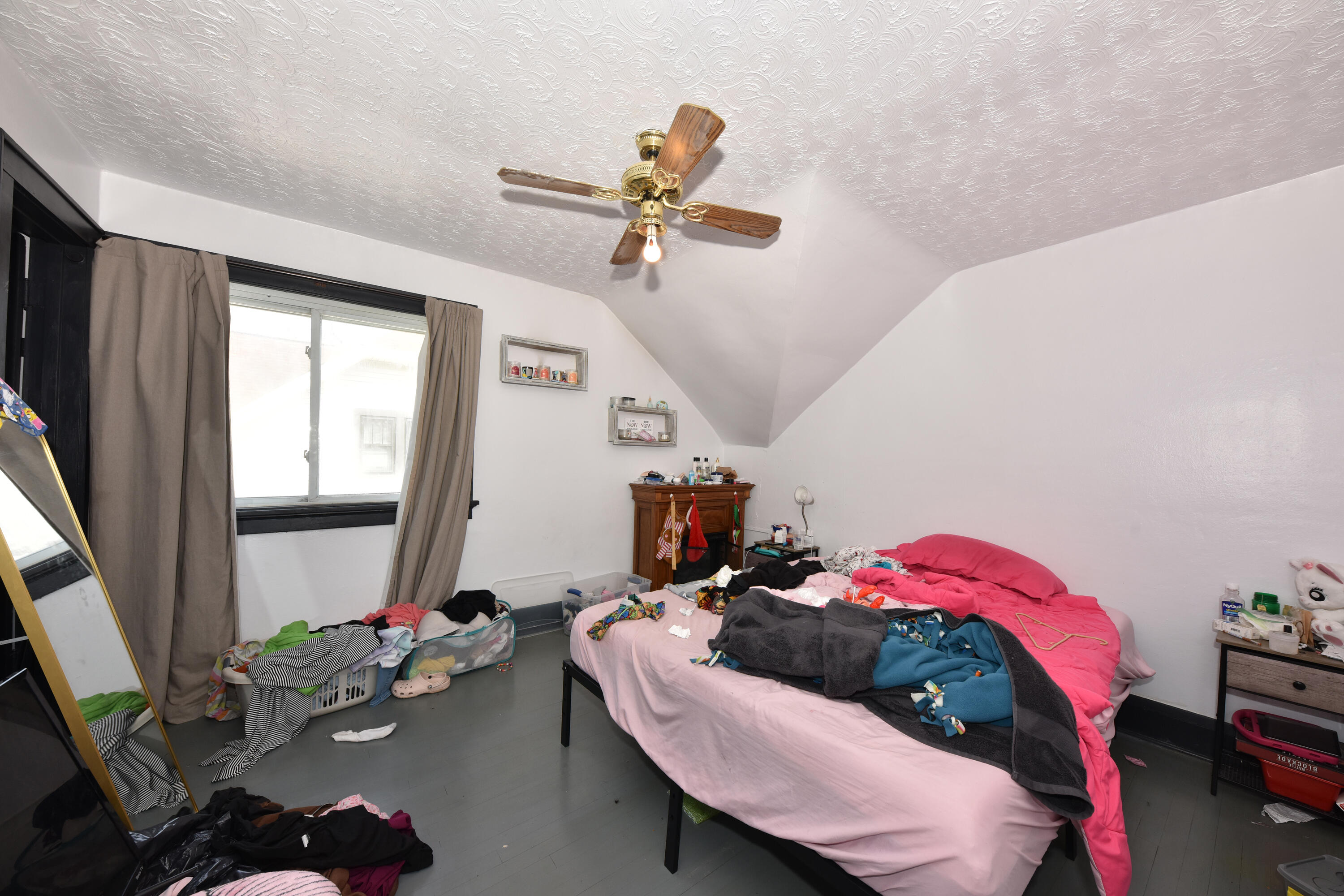 334 North 60th Street Milwaukee, WI 53213 - Photo 23 of 32 Upper Bedroom 2