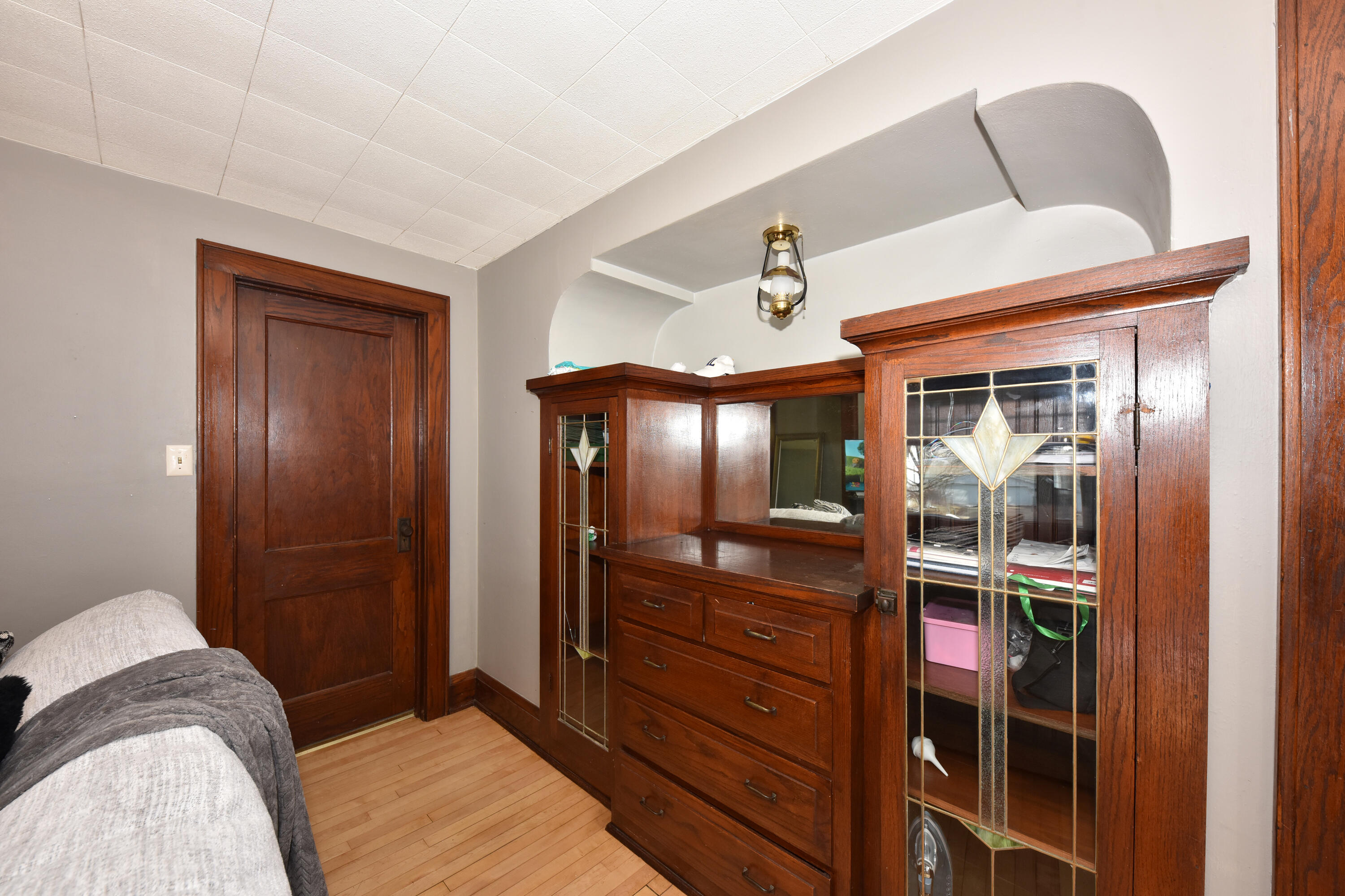 334 North 60th Street Milwaukee, WI 53213 - Photo 5 of 32 Charming Built in