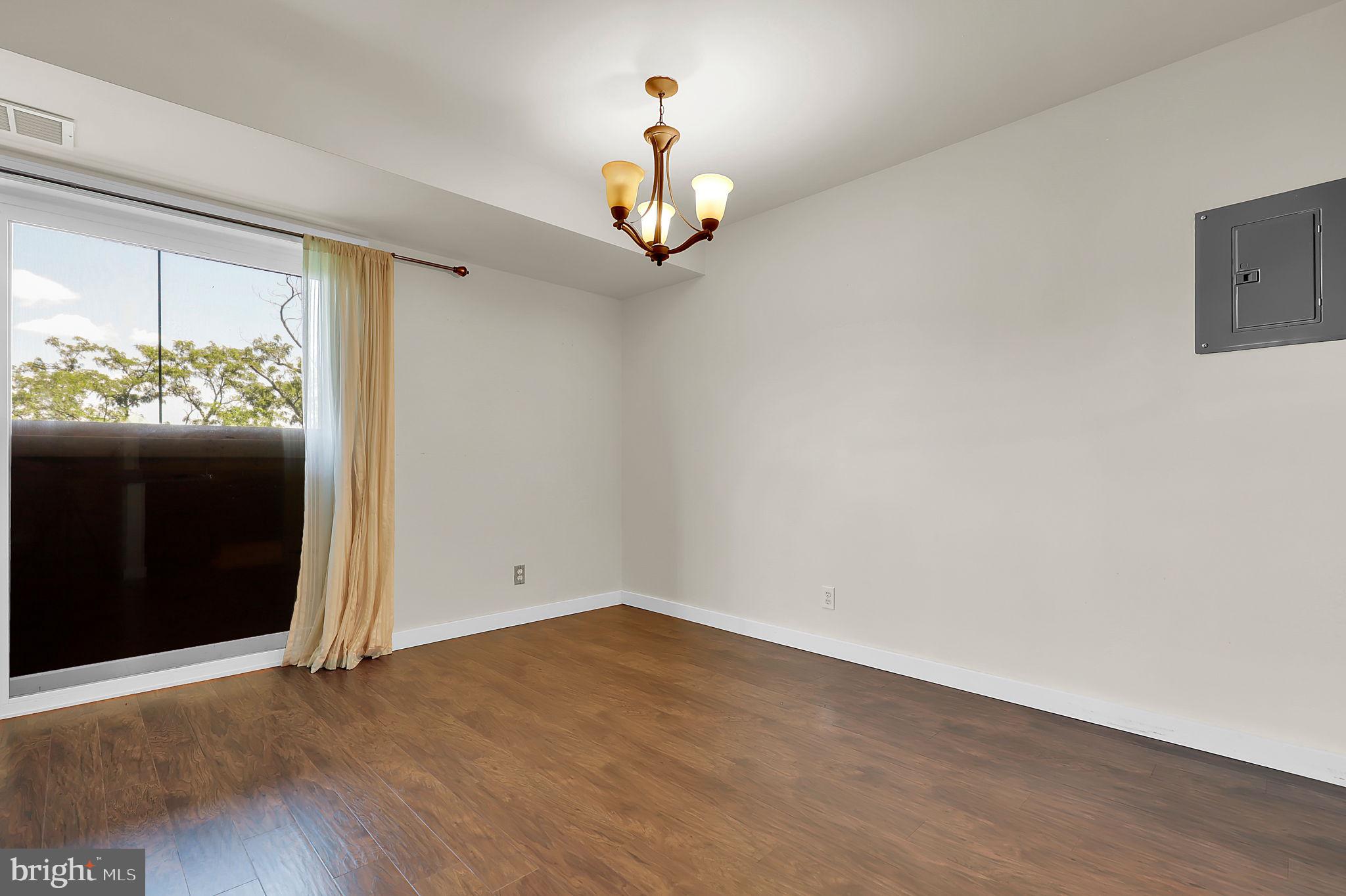 575 Thayer Avenue, Unit 705 Silver Spring, MD 20910 - Photo 7 of 27