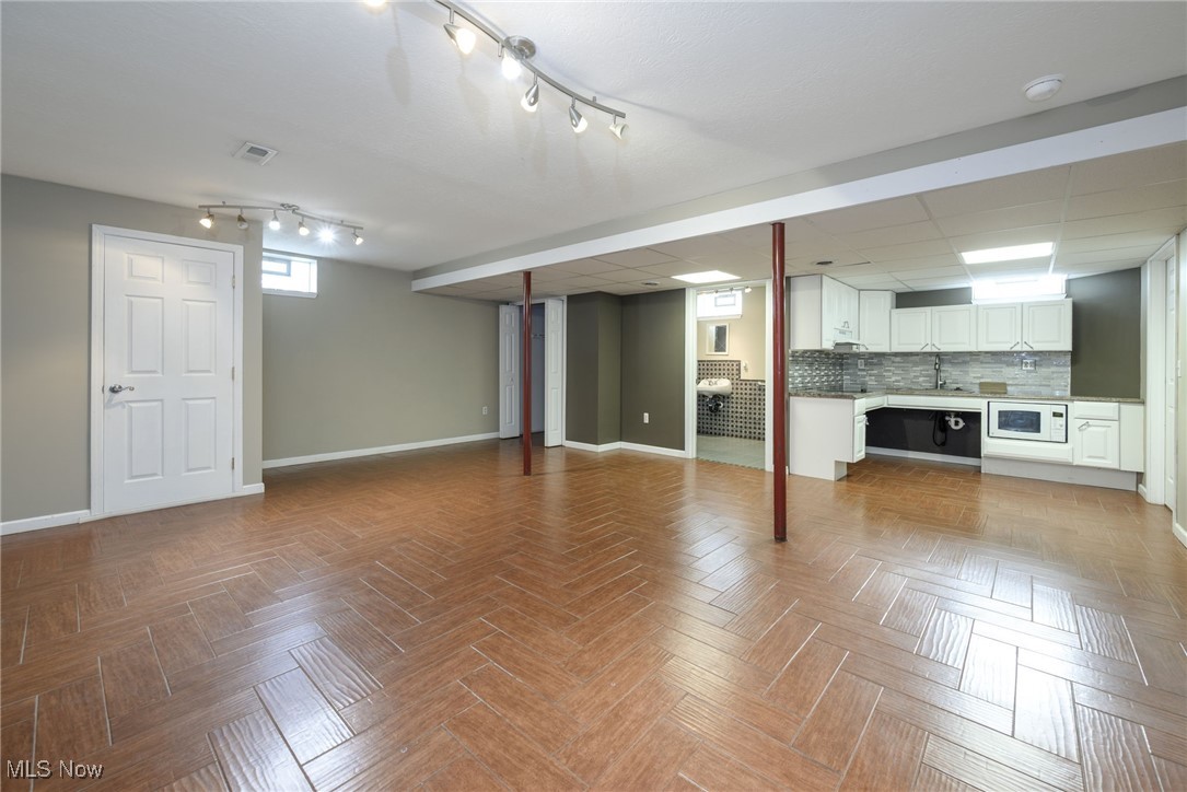 2094 Randolph Road Mogadore, OH 44260 - Photo 21 of 49 Gallery Image 21