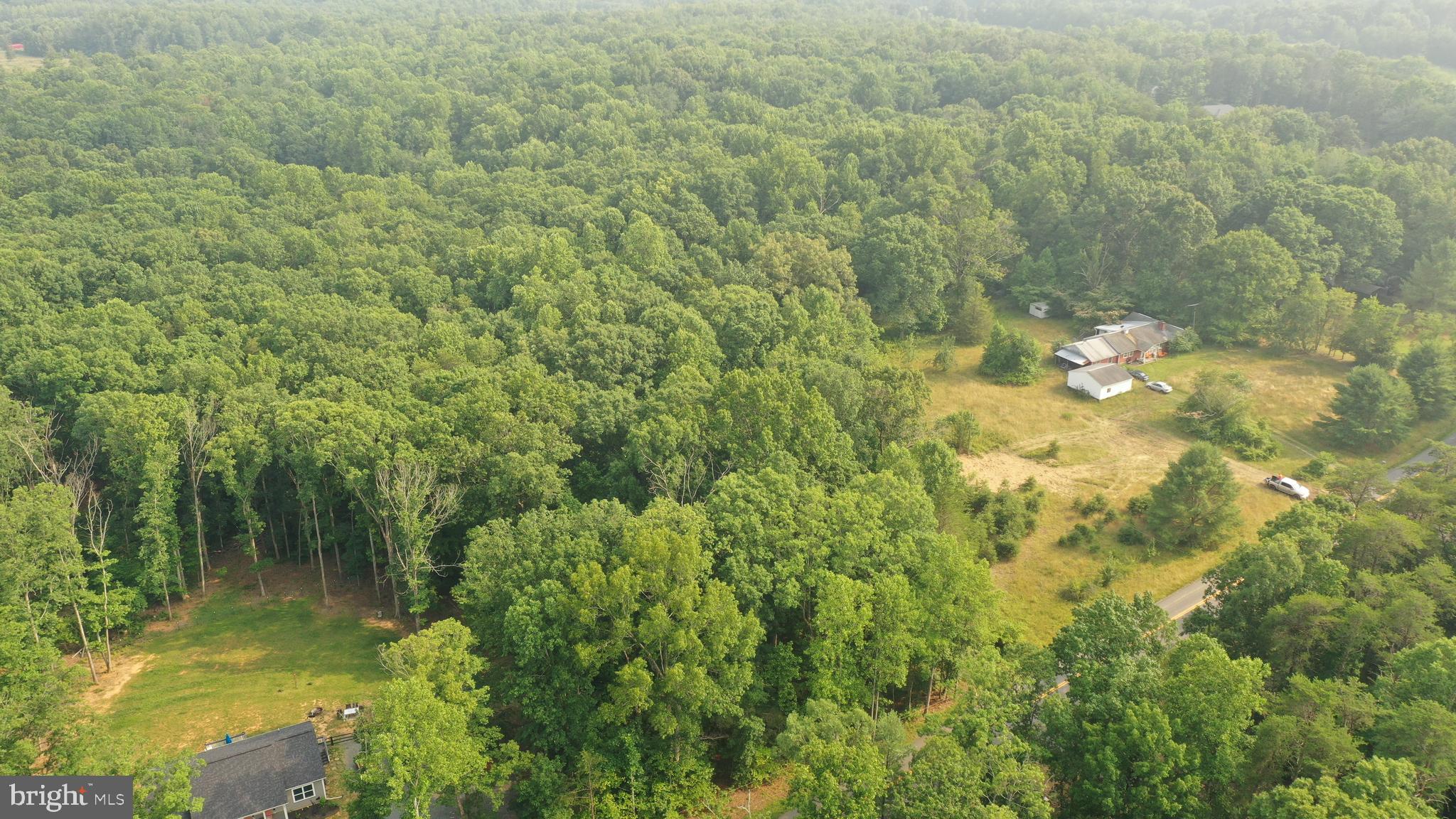 28554 Raccoon Ford Road Burr Hill, VA 22433 - Photo 4 of 35 Gallery Image 4