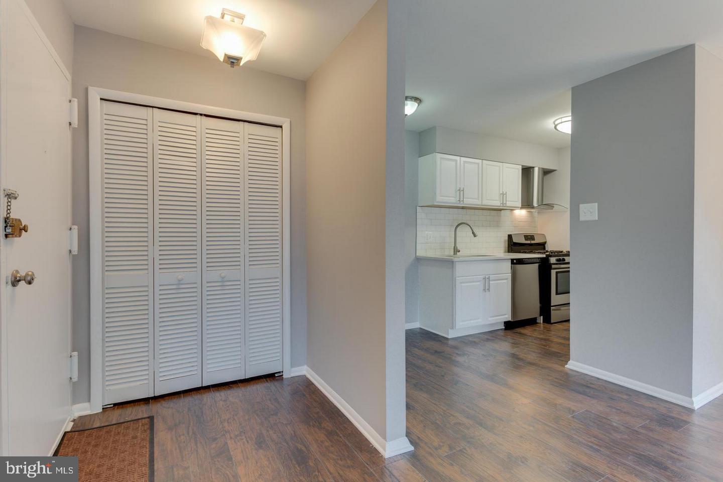 2305 Greenery Lane, Unit 2043 Silver Spring, MD 20906 - Photo 8 of 14