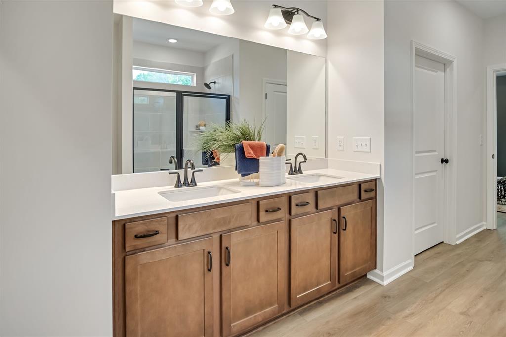 305 Heritage Grv Road Blue Ridge, TX 75424 - Photo 17 of 21 The Avondale- master bath