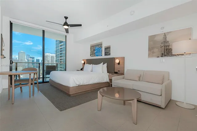 $2,800 | 159 Northeast 6th Street, Unit 2512, Miami, FL 33132