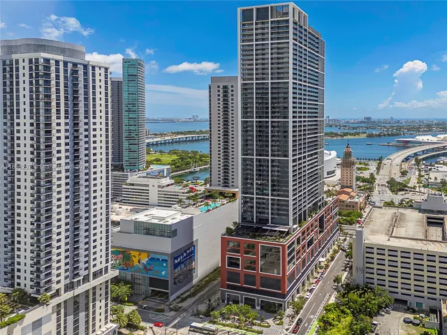 $2,800 | 159 Northeast 6th Street, Unit 2512, Miami, FL 33132