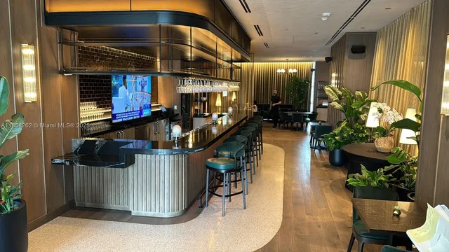 $2,800 | 159 Northeast 6th Street, Unit 2512, Miami, FL 33132