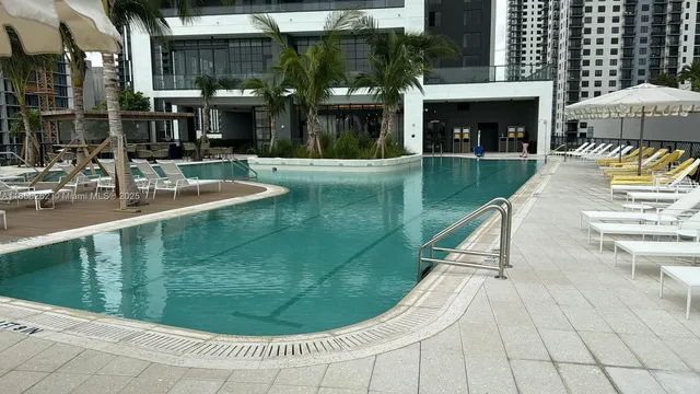 $2,800 | 159 Northeast 6th Street, Unit 2512, Miami, FL 33132
