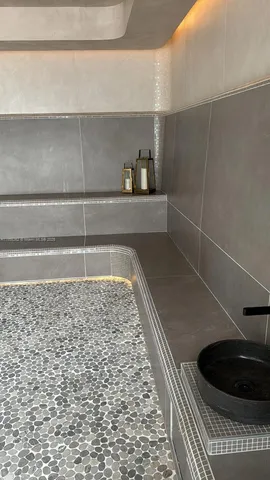 $2,800 | 159 Northeast 6th Street, Unit 2512, Miami, FL 33132