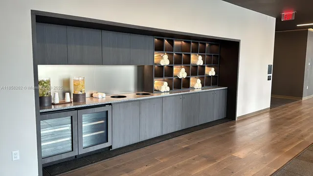 $2,800 | 159 Northeast 6th Street, Unit 2512, Miami, FL 33132