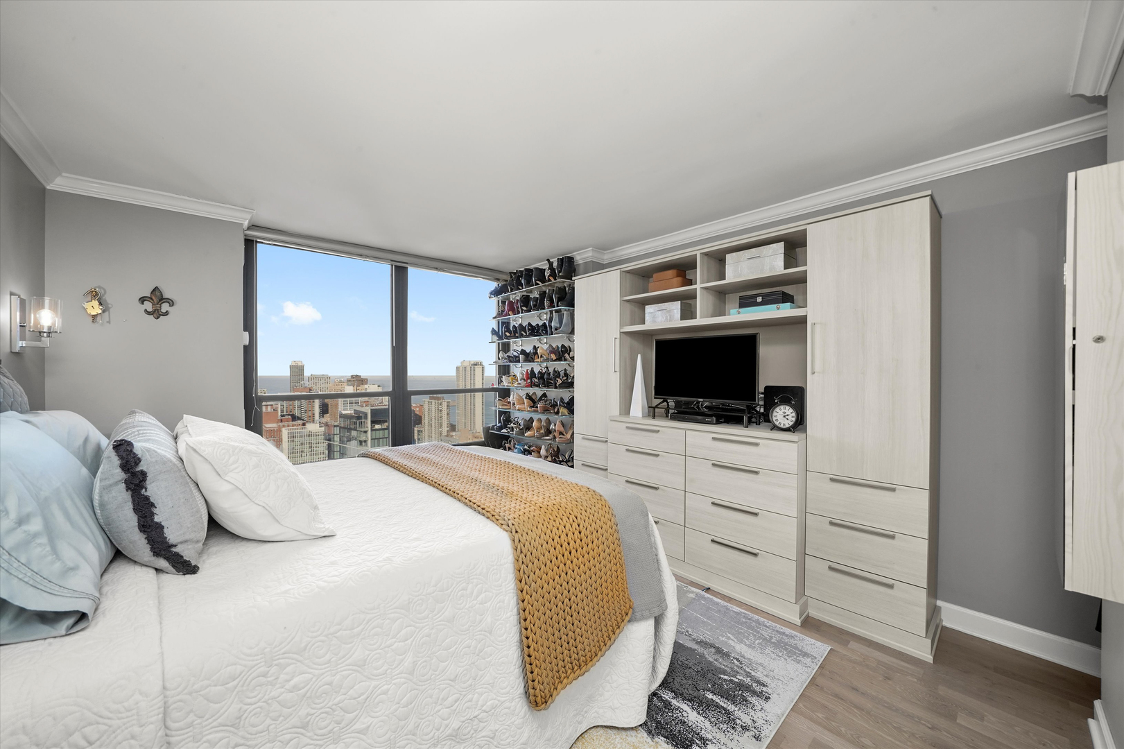 1030 North State Street, Unit 34B Chicago, IL 60610 - Photo 16 of 34