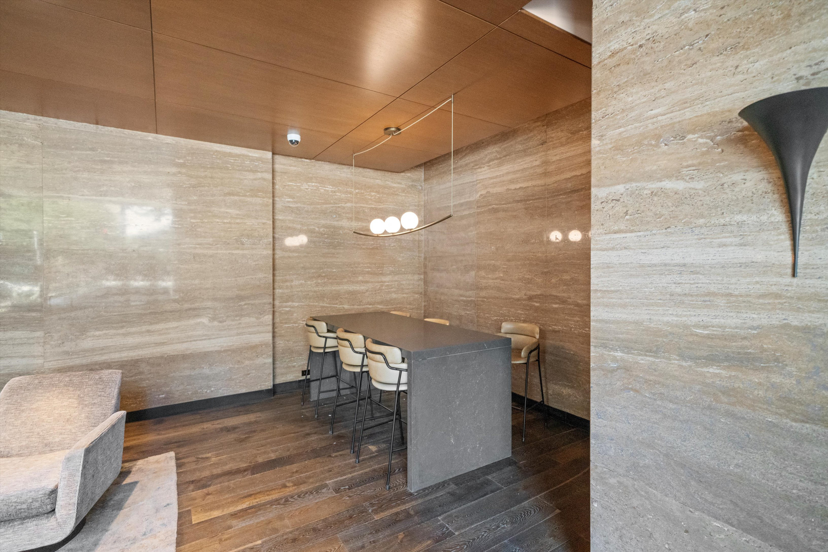 1030 North State Street, Unit 34B Chicago, IL 60610 - Photo 23 of 34