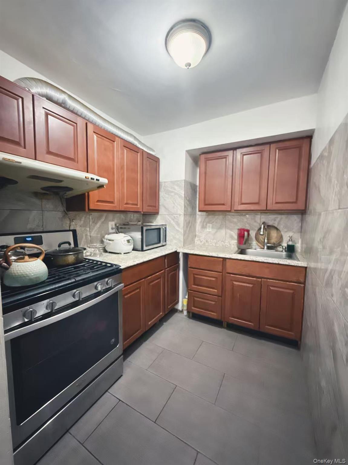 58-03 Calloway Street, Unit 4H Queens, NY 11368 - Photo 11 of 16 Gallery Image 11