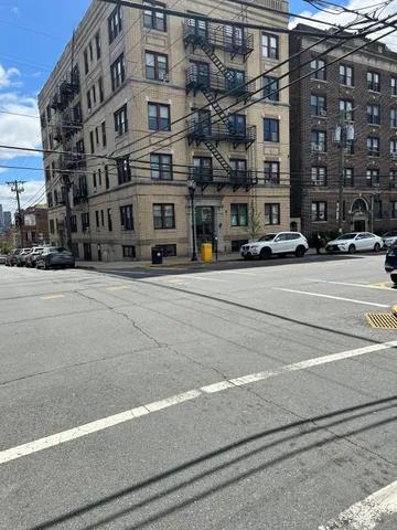 $199,999 | 6414 Park Avenue, Unit 8, West New York, NJ 07093