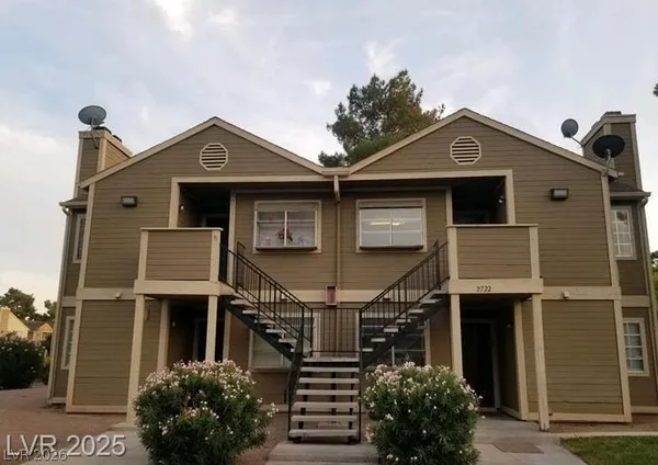$999 | 2722 Alicialynn Way, Unit B, Las Vegas, NV 89121