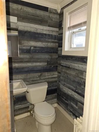 $1,650 | 343 Washington Avenue, Unit 1, Kingston, NY 12401